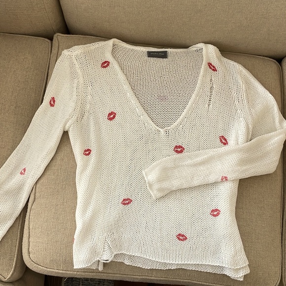 Wooden Ships Tops - Wooden ships Valentines sweater!!!